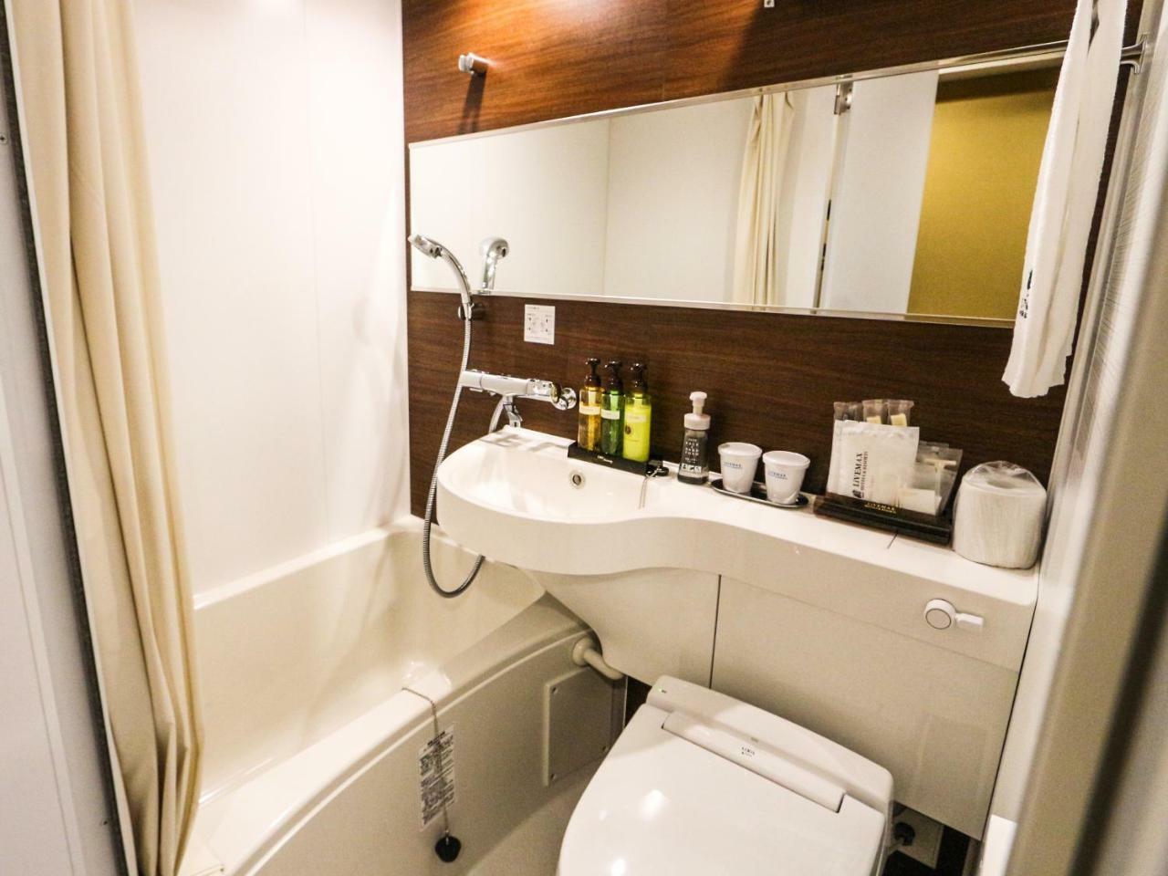 Hotel Livemax Fukuyama Ekimae Экстерьер фото